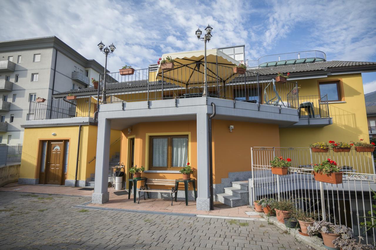 Bed and Breakfast La Casa Del Grillo 1 Aosta Esterno foto